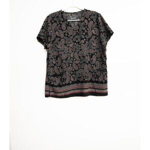 Strictly Scrubs Stretch Black Paisley Print Scrub Top L
